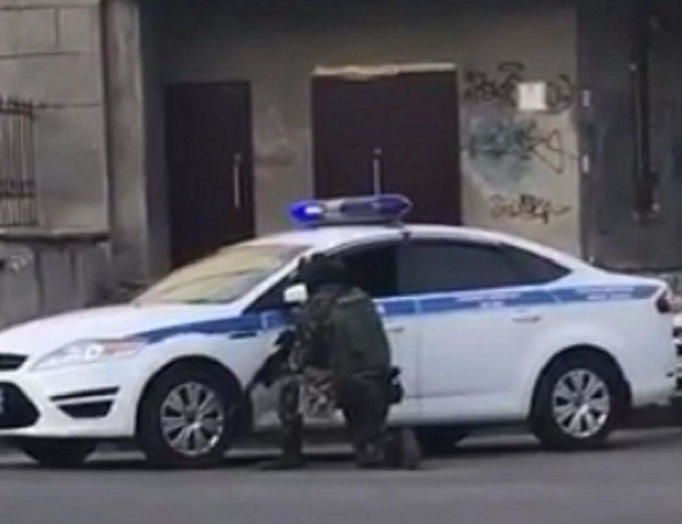 РУСИЈА: Нападач УБИО службеника и цивила у просторијама СЛУЖБЕ БЕЗБЕДНОСТИ (ВИДЕО)