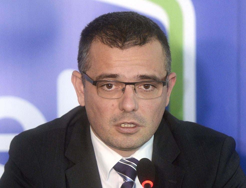 Ледени талас уништио 15 одсто воћа у Србији