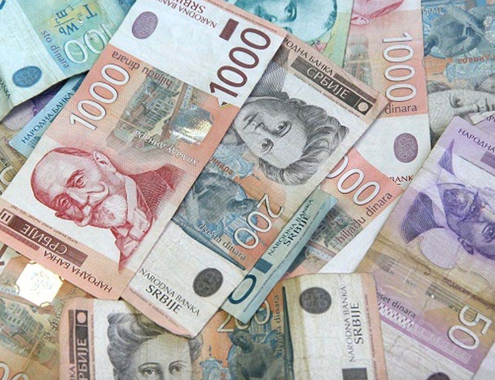 ДА ЛИ ЈЕ И ВАС ПРЕВАРИО ЗА 100 ЕВРА: Лажни полицијски инспектор Јанковић (34) варао фирме